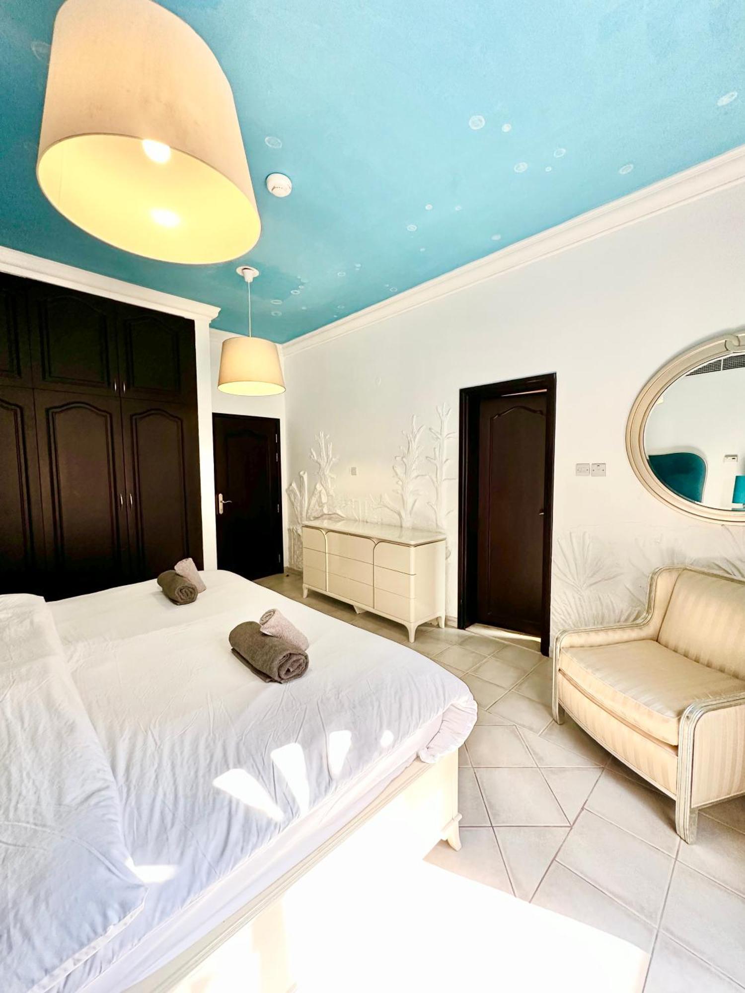 Dari Hotel Dubai Buitenkant foto