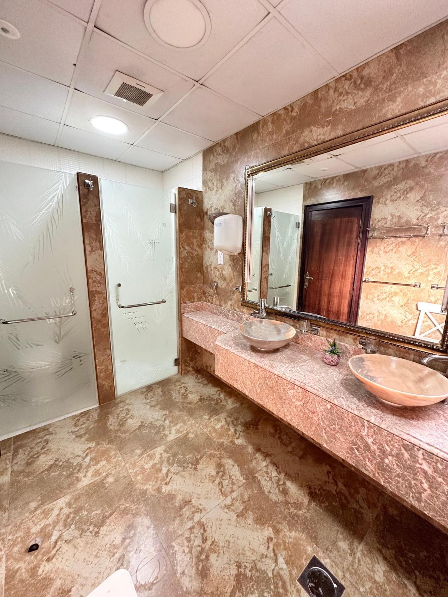 Dari Hotel Dubai Buitenkant foto